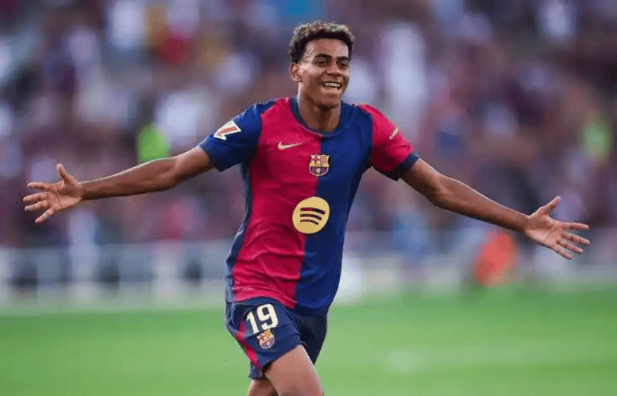 霍伊伦本赛季10场联赛制造5球，上赛季32场英超仅制造4球