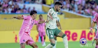 密尔沃基酿酒人投手乔什·海德达成生涯最快 500 次三振纪录